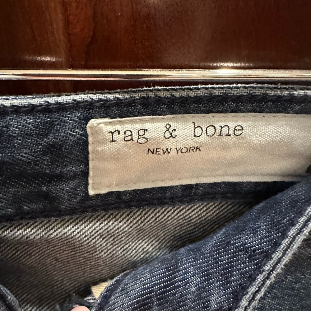 rag & bone Logan mid rise frayed hem sz26 wide long jeans. Super soft